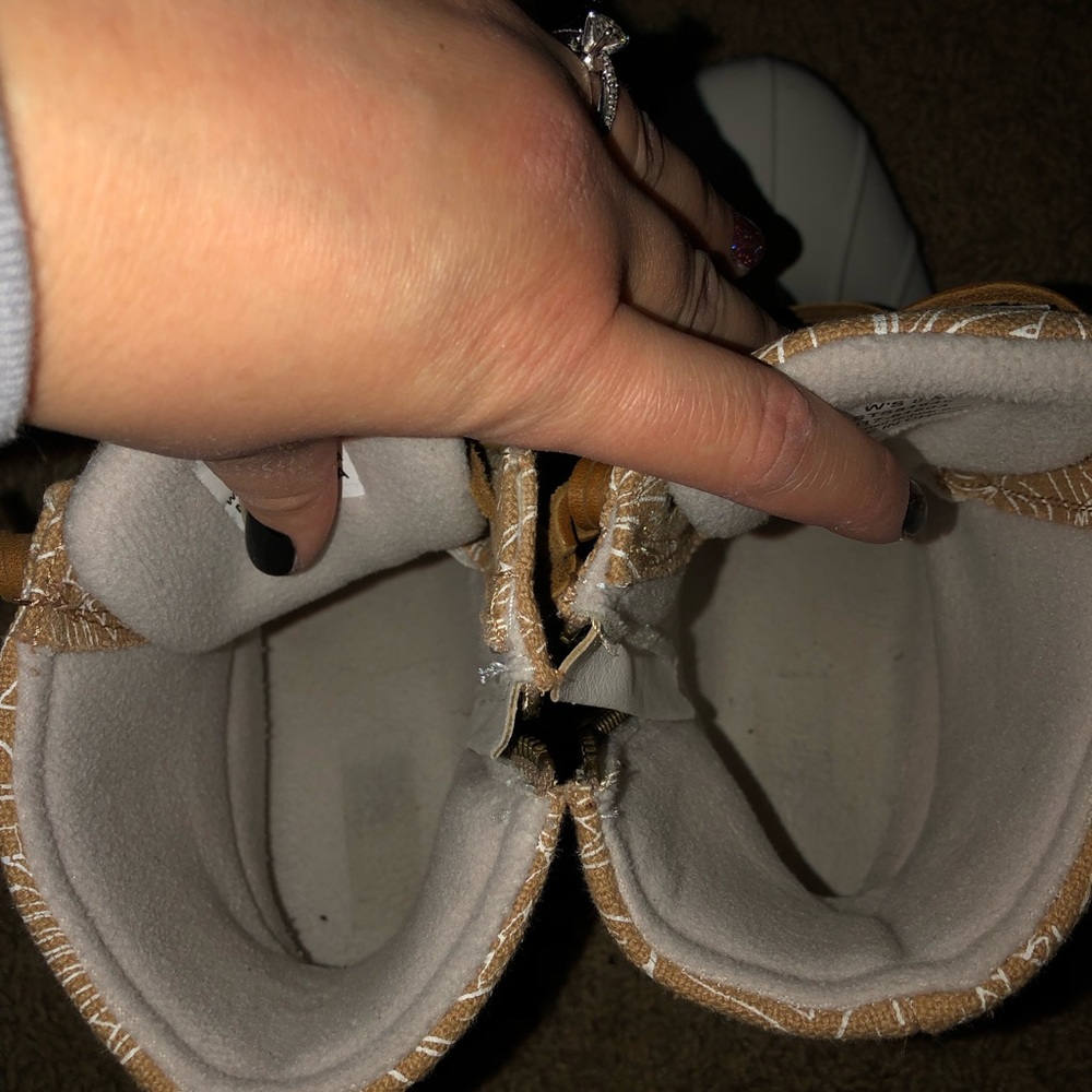 Women’s Sperry duck boots